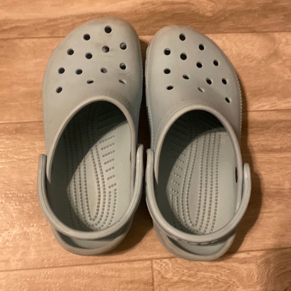 Teal Crocs 4Y(Big kids)